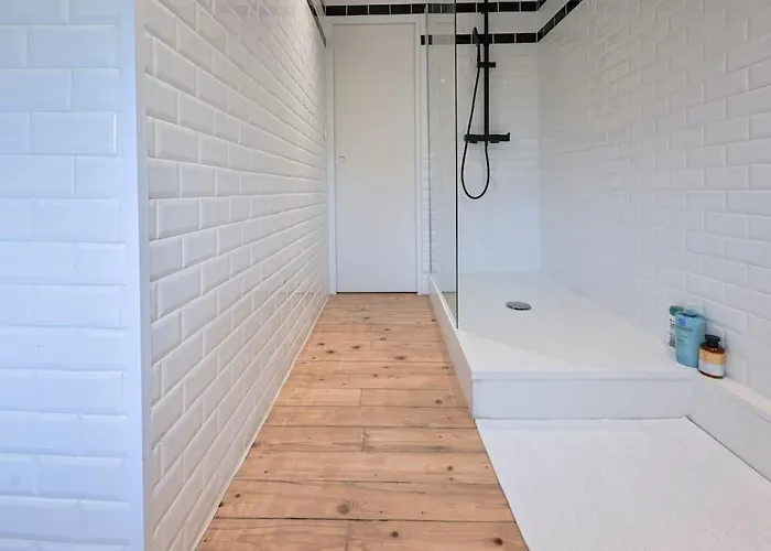 Maison De Champagne F.barbier ! Villa