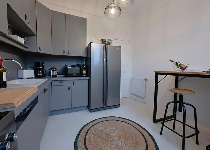 Villa Maison De Champagne F.barbier ! Avize