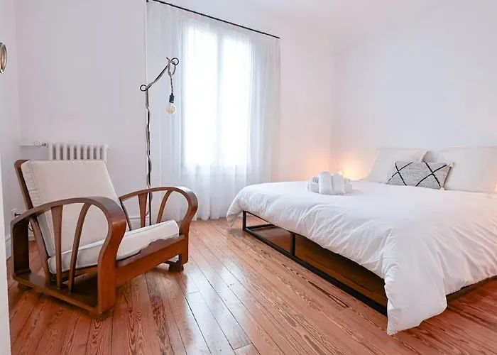 Maison De Champagne F.barbier ! * Avize